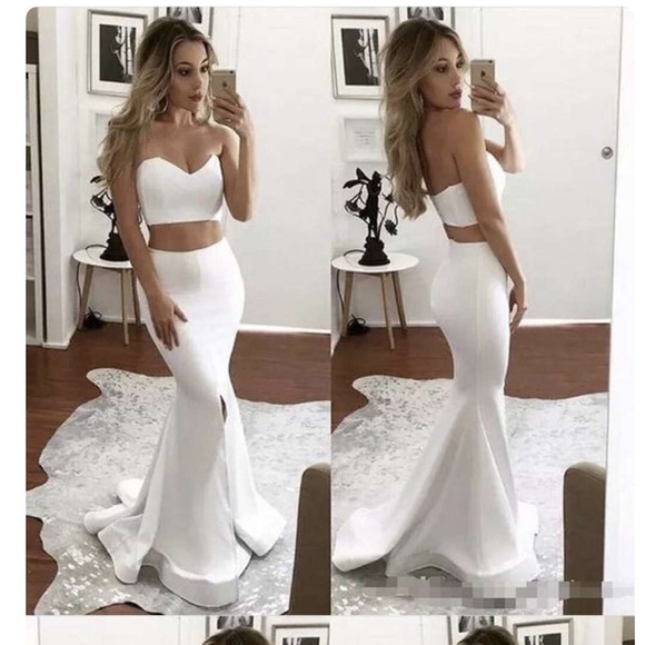 PROM DRESS - Picture 3 of 5